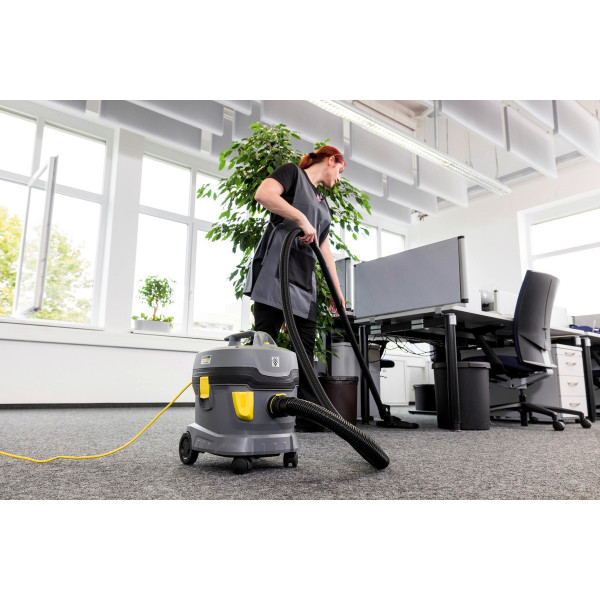 Фото - Уценка - Пылесос для сухой уборки с мешком Karcher T 11/1 Classic (1.527-197.0)