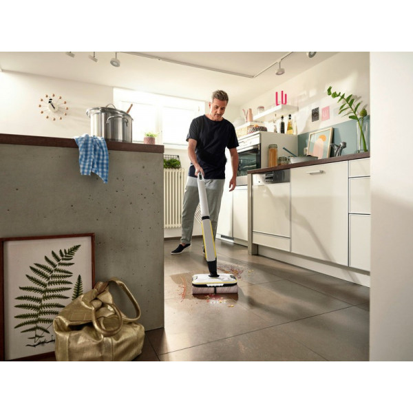 Фото - Уценка - Пылесос ручной для дома Karcher FC 7 Cordless Premium White (1.055-760.0)