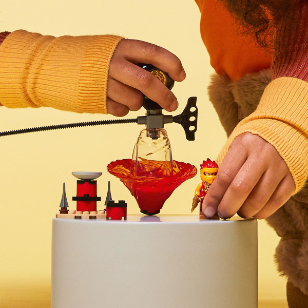 Фото - Конструктор LEGO Ninjago Обучение кружитцу ниндзя Кая (70688)