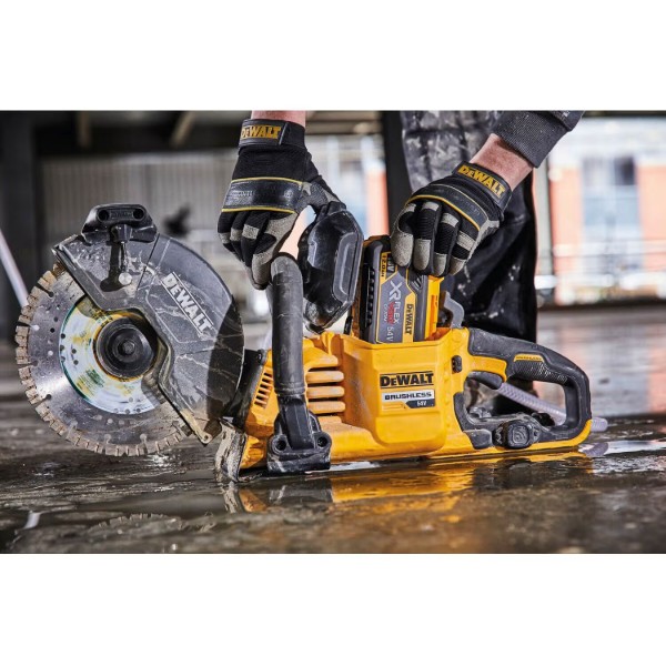 Фото - Акумулятор для електроінструментів DeWALT 18 В/54 В, 12 Аг/4 Ач (DCB548)