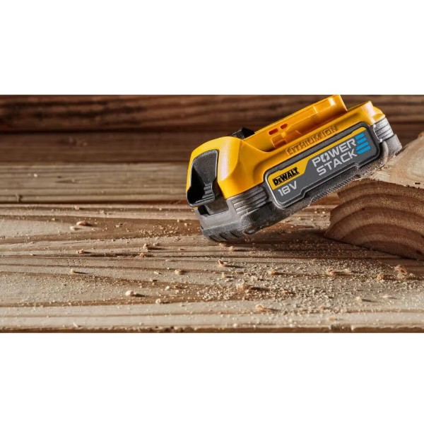 Фото - Аккумулятор для электроинструментов DeWALT 18 В XR Li-lon PowerStack 1.7 Аг (DCBP034)