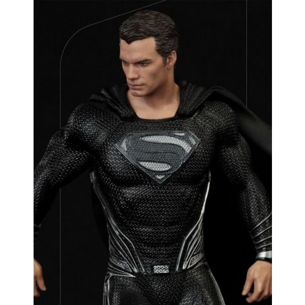 Фото - Коллекционная фигурка Iron Studios DC COMICS Superman black suit art scale 1/10 (DCCJLE41321-10)