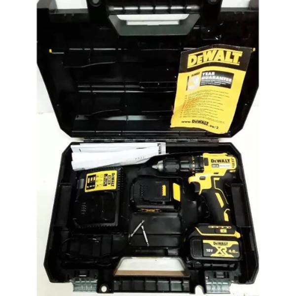 Фото - Дриль-шуруповерт DeWALT DCD777M2T