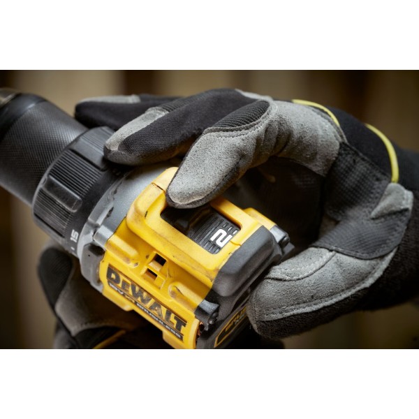 Фото - Дриль-шуруповерт DeWALT DCD794D2T