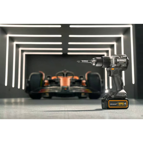 Фото - Дриль-шуруповерт DeWALT DCD85MM2T