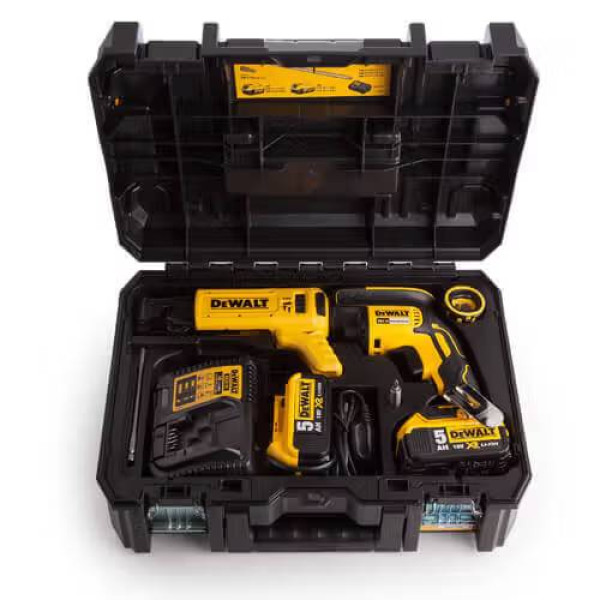 Фото - Дриль-шуруповерт DeWALT 18V XR Li-Ion (DCF620P2K)