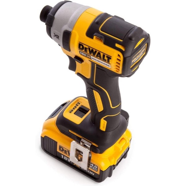 Фото - Шуруповерт DeWALT DCF887P2