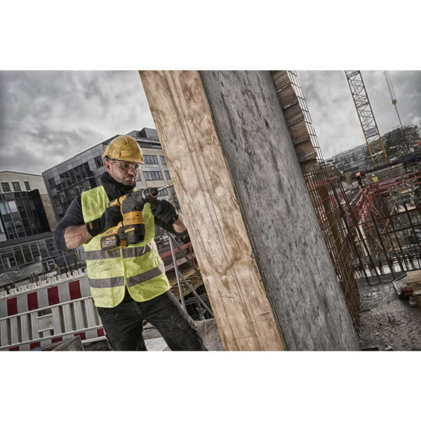 Фото - Перфоратор DeWALT SDS-Plus DCH333NT