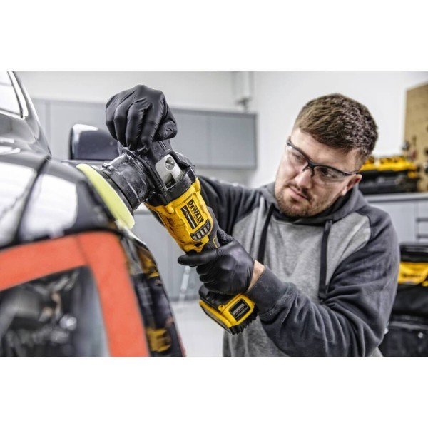 Фото - Полировальная шлифмашина DeWALT 18В XR Li-Ion (DCM848P2)