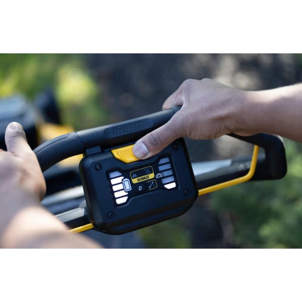 Фото - Газонокосарка акумуляторна DeWALT DCMWP134N