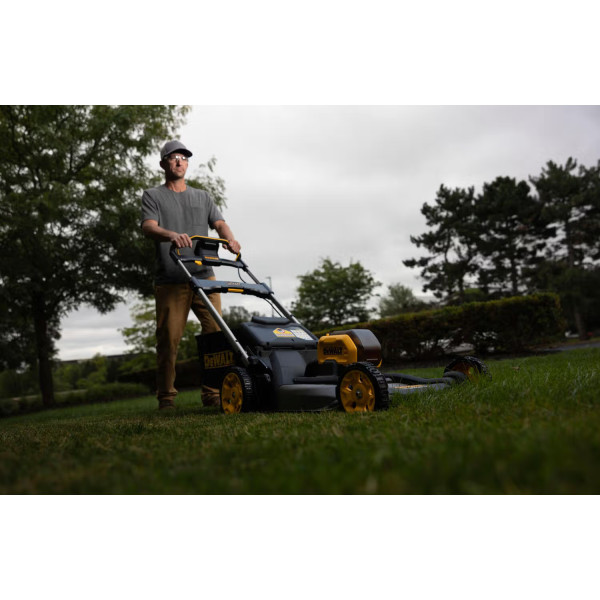Фото - Газонокосилка аккумуляторная DeWALT DCMWP500N