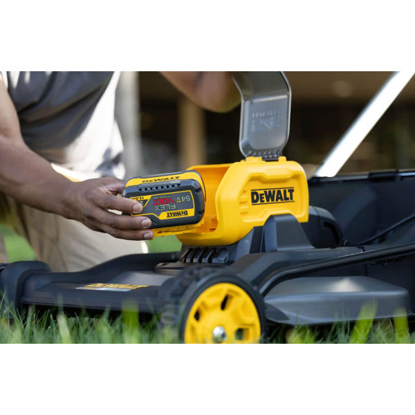 Фото - Газонокосарка акумуляторна DeWALT DCMWSP550N