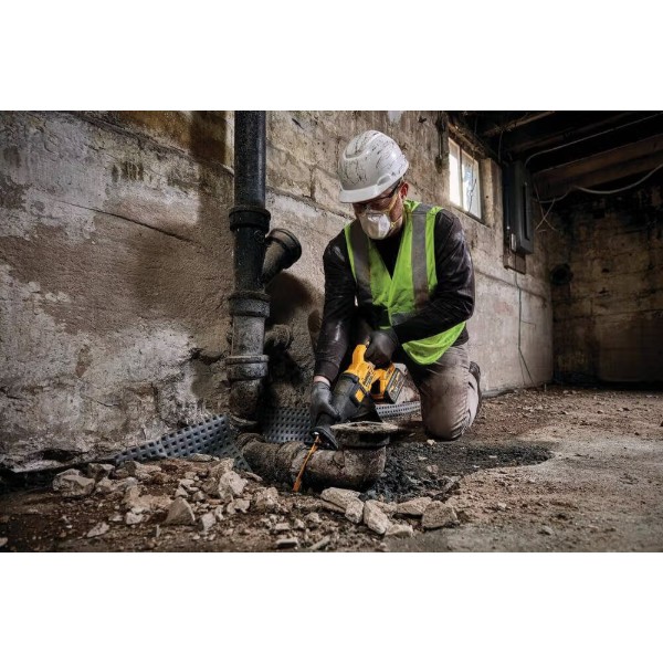 Фото - Пила шабельна DeWALT 54В XR FLEXVOLT Li-lon (DCS389N)