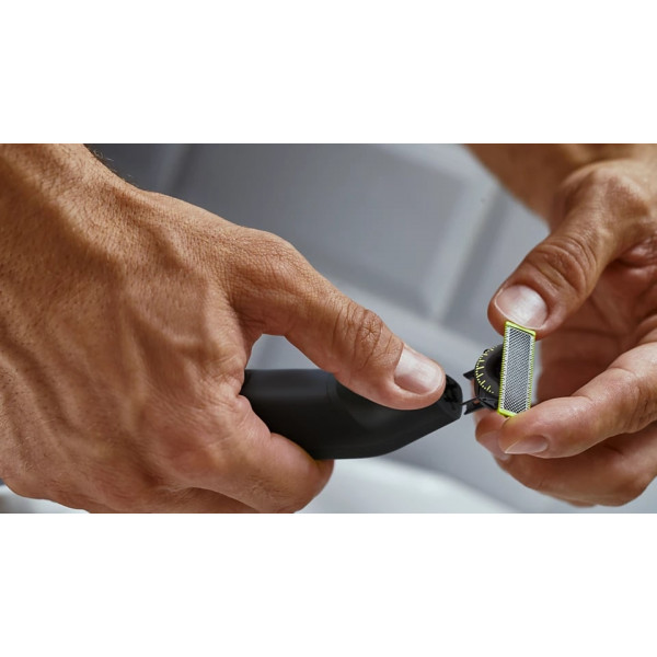 Фото - Электростанок Philips OneBlade Pro 360 QP6542/15 для лица и тела