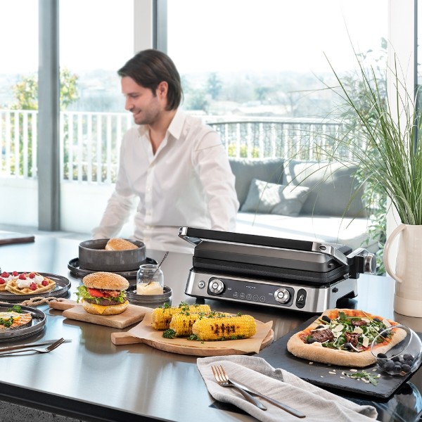 Фото - Гриль-барбекю електричний Delonghi CGH1130DP