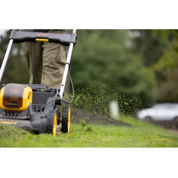 Фото - Газонокосарка акумуляторна DeWALT DCMWP500KIT