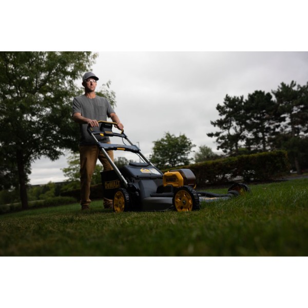 Фото - Газонокосарка акумуляторна DeWALT DCMWP500KIT