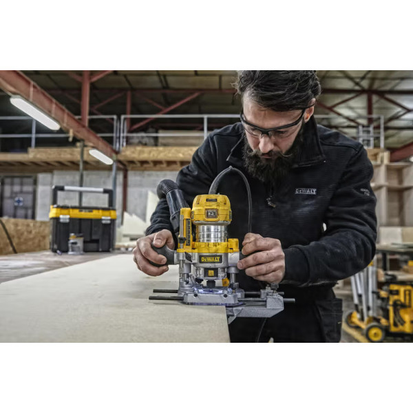 Фото - Фрезер DeWALT D26204K