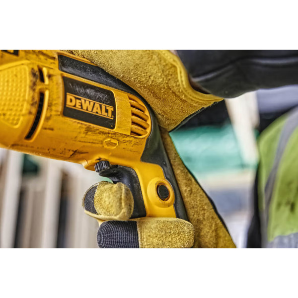 Фото - Ударний дриль DeWALT DWD024