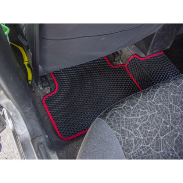 Фото - Коврики из экокожи в салон авто EVAtech ECO для Lanos Daewoo 1998-2017 1 поколение Htb EU DO31959CD5BBB