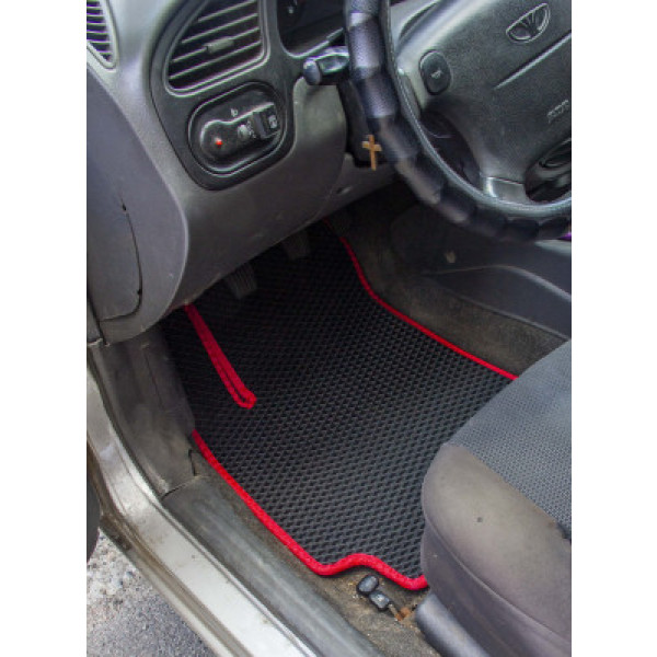 Фото - Коврики из экокожи в салон авто EVAtech ECO для Lanos Daewoo 1998-2017 1 поколение Sedan EU DO3813C5BBB