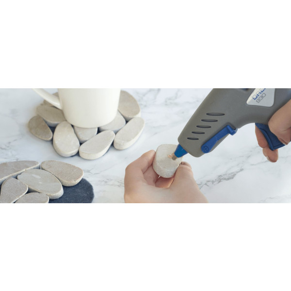 Фото - Клеевой пистолет Dremel GlueGun 930 (F.013.093.0JA)