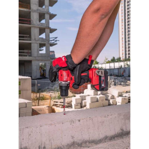 Фото - Дрель-шуруповерт Milwaukee M18 BLPDRC-0 (4933492820/B2)