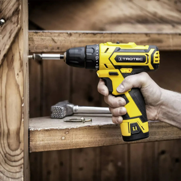 Фото - Дрель-шуруповерт Trotec PSCS 11-12V + кейс (4410000102)