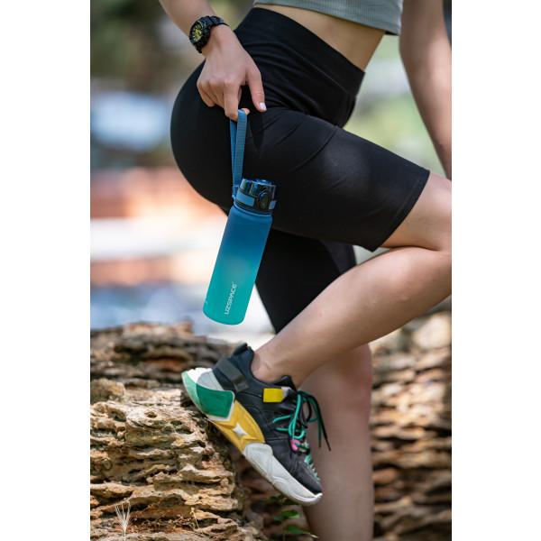 Фото - Пляшка для води UZspace 3026 Frosted 500 мл Блакитно-зелена