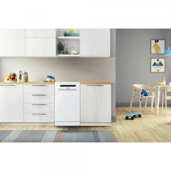 Фото - Посудомийна машина окремостояча Indesit DSFO 3T224 C