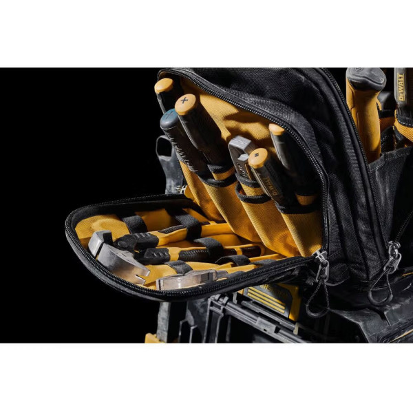 Фото - Сумка для інструментів DeWALT TOUGHSYSTEM 2.0 540x350x310 мм (DWST83522-1)