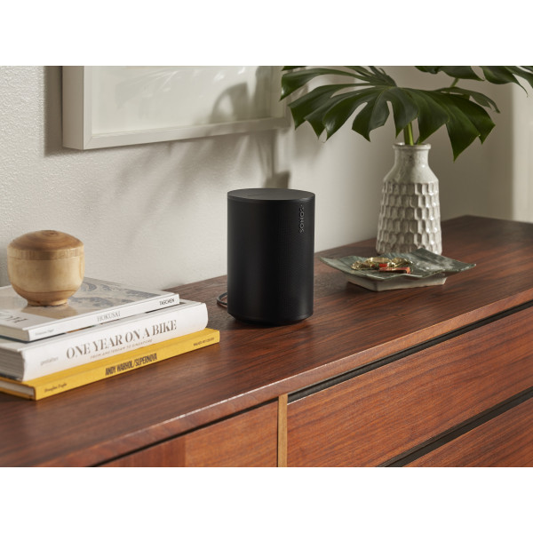 Фото - Портативна акустика Sonos Era 100 Black (E10G1EU1BLK)
