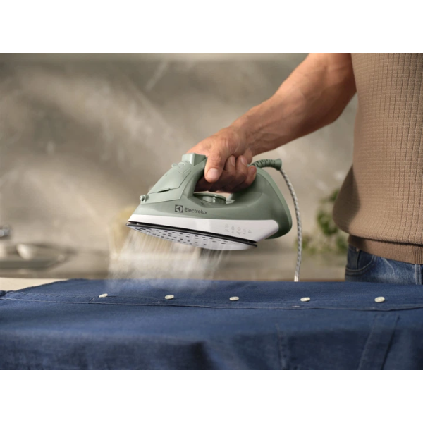 Фото - Утюг Electrolux E3SI1-2LG