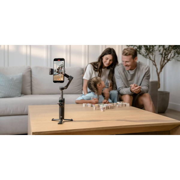 Фото - Стедікам DJI Osmo Mobile 8 (CP.OS.00000492.01)