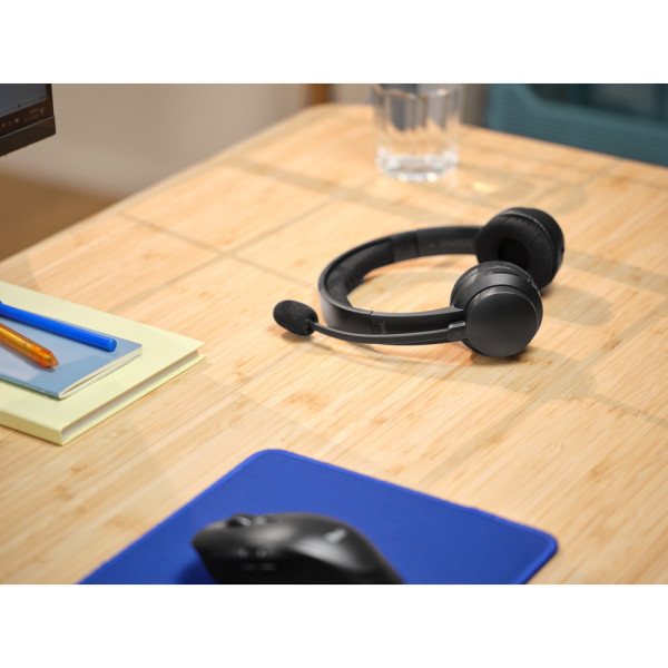 Фото - Гарнитура беспроводная Trust Ayda Wireless ENC headset - Black Ayda Wireless ENC Black (25463)