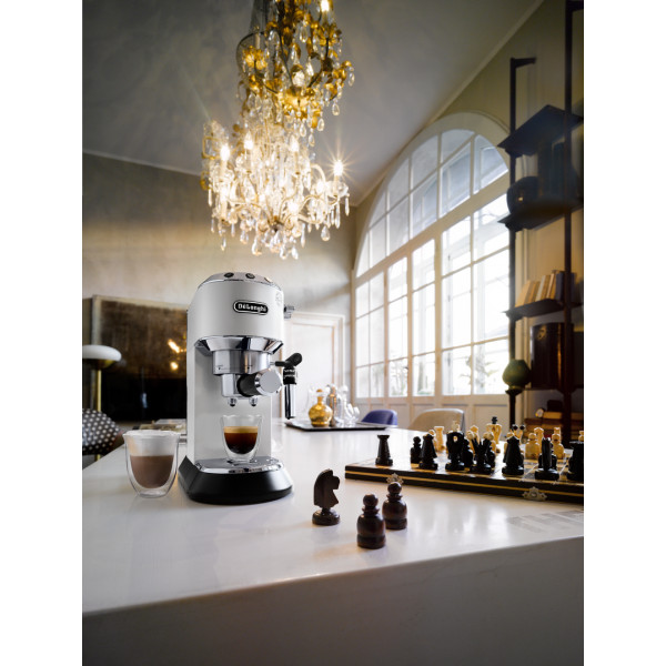 Фото - Кавоварка ріжкова Delonghi EC 685.W