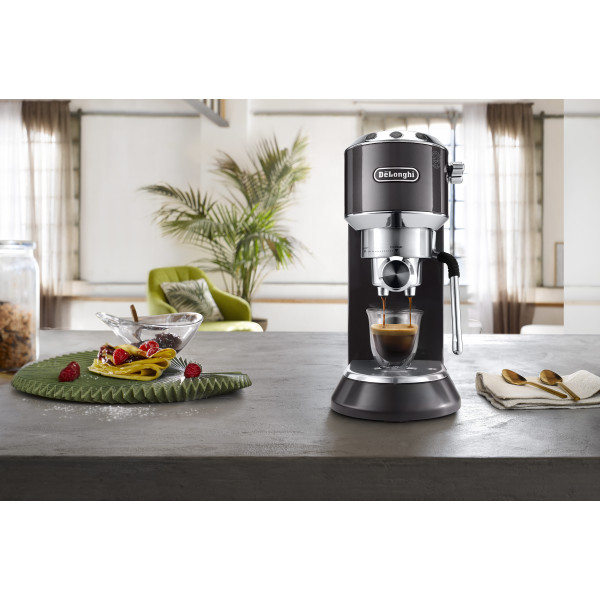 Фото - Уцінка - Кавоварка ріжкова Delonghi EC885.GY