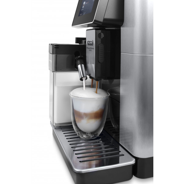 Фото - Кавомашина Delonghi ECAM610.75.MB