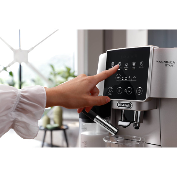 Фото - Кавомашина Delonghi ECAM220.80.SB Magnifica Start