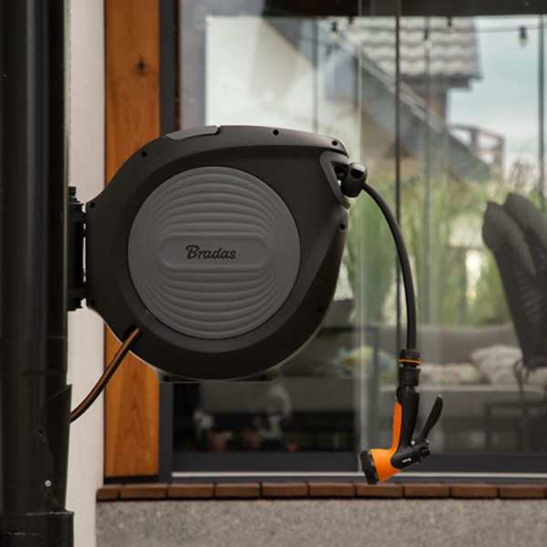 Фото - Котушка для шланга
 BRADAS BLACK LINE 1/2" 20 м та аксесуари (ECO-W1B20)