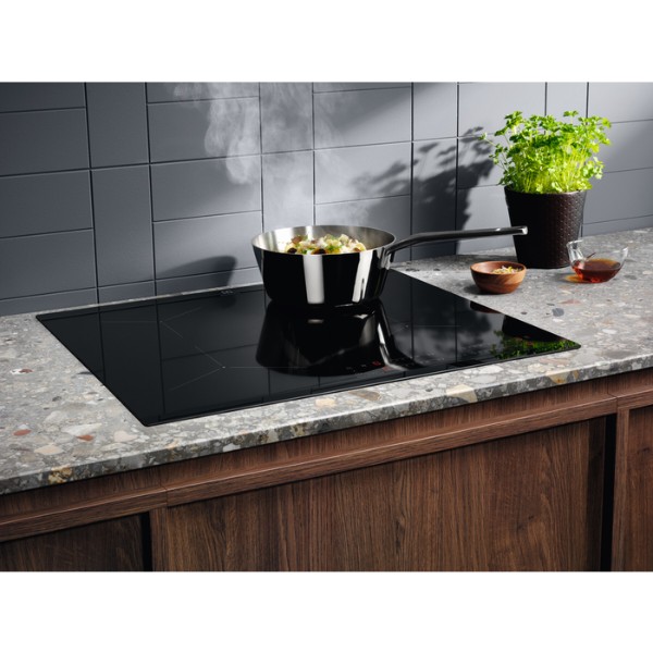 Фото - Варильна поверхня електрична Electrolux EIT61443B