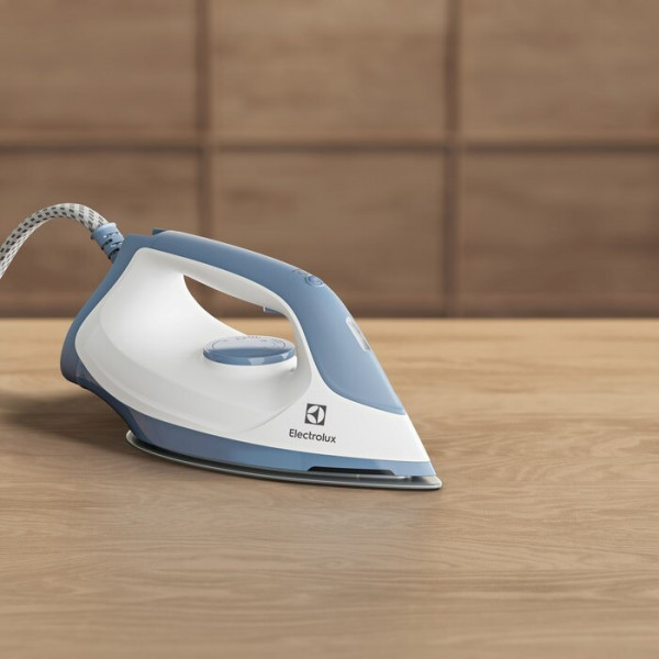 Фото - Праска з парогенератором Electrolux E5ST1-2DB