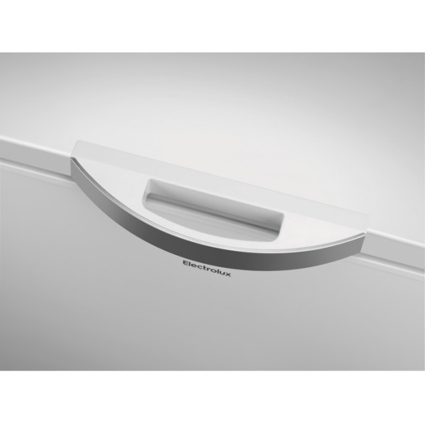 Фото - Морозильный ларь Electrolux LCB1AF14W0