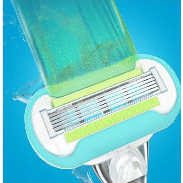 Фото - Подарочный набор для ухода за телом Gillette VENUS Platinum Бритва с 1 смен.касетой+2 Embrace смен.касеты+Дор.футляр