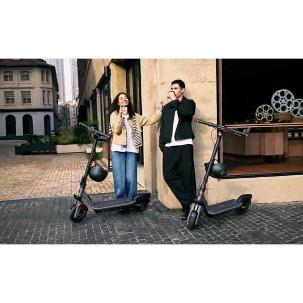 Фото - Электросамокат Segway Ninebot F3 E