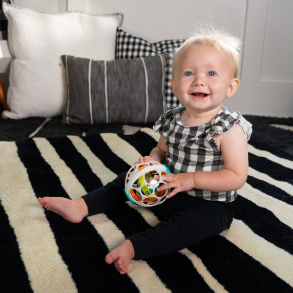 Фото - Брязкальце Baby Einstein Grip&Spin Oball (16765)