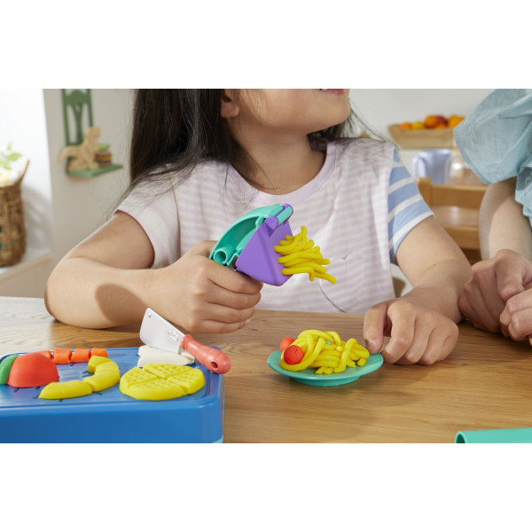 Фото - Набори для ліплення Play Doh Hasbro Маленький Шеф (F6904)
