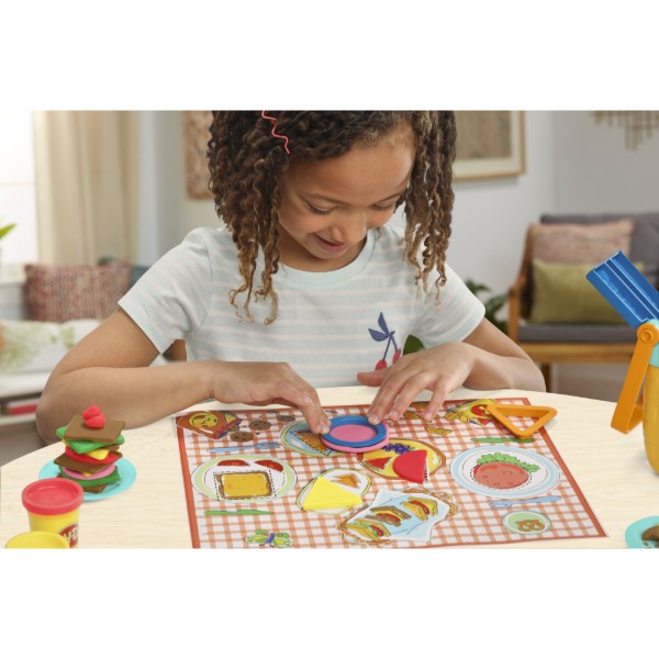 Фото - Набори для ліплення Play Doh Hasbro Play-Doh "Пікнік" (F6916)