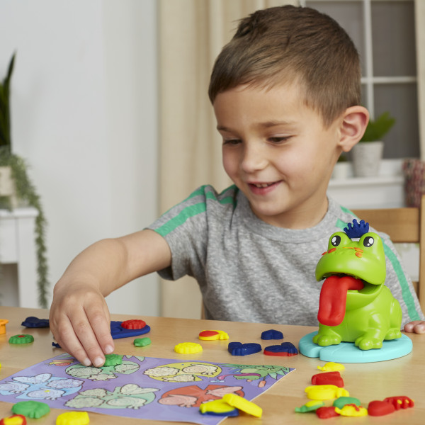 Фото - Набори для ліплення Play Doh Hasbro Play-Doh "Жабка та кольори" (F6926)