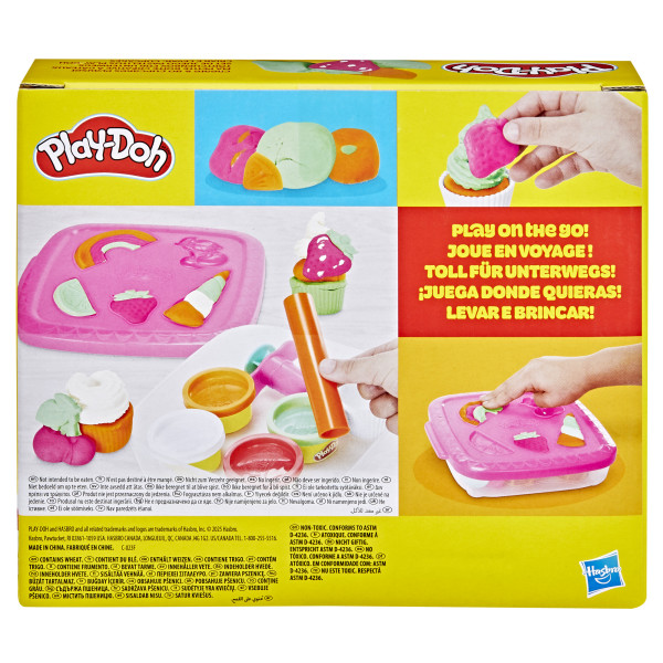 Фото - Набори для ліплення Hasbro Play-Doh ''Створюй та вперед'' CREATE N GO CUPCAKES PLAYSET (F6914_F7527)